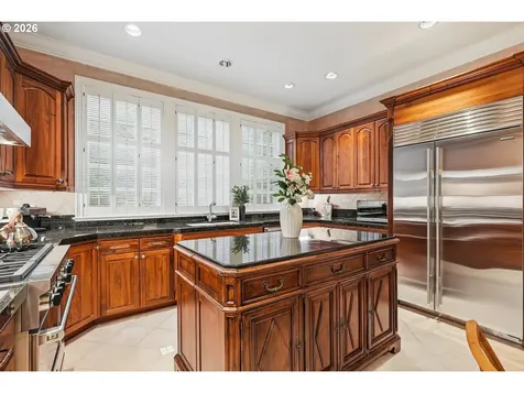 9228 NW Wiley Lane Portland OR 97229