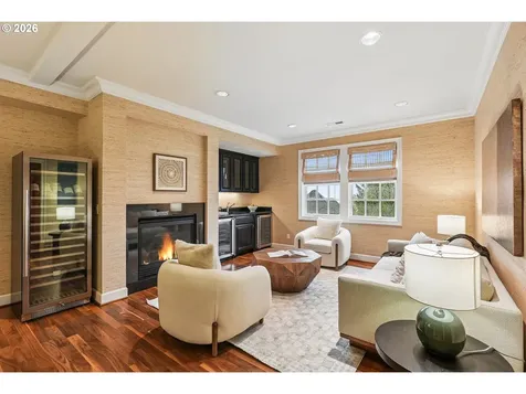 9228 NW Wiley Lane Portland OR 97229