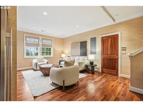 9228 NW Wiley Lane Portland OR 97229