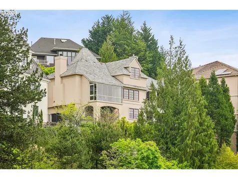 9228 NW Wiley Lane Portland OR 97229
