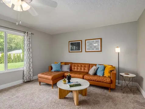 247 NE 30th Avenue Hillsboro OR 97124