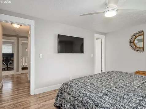 247 NE 30th Avenue Hillsboro OR 97124