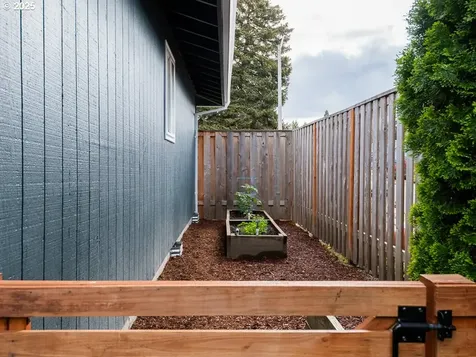 247 NE 30th Avenue Hillsboro OR 97124