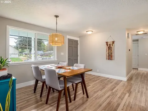 247 NE 30th Avenue Hillsboro OR 97124
