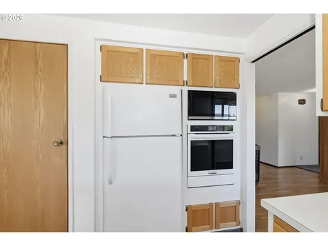 82281 Parvin Road Dexter OR 97431