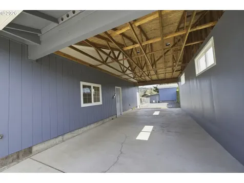 82281 Parvin Road Dexter OR 97431