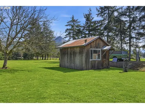 82281 Parvin Road Dexter OR 97431