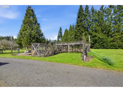 82281 Parvin Road Dexter OR 97431