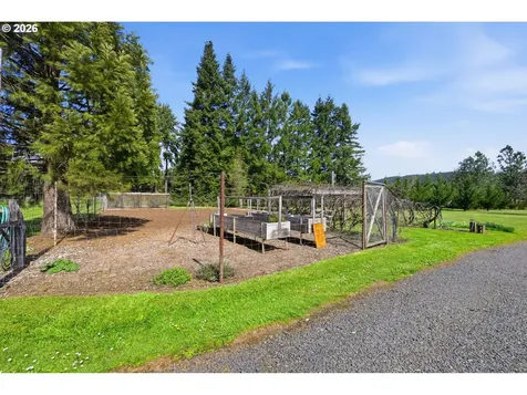 82281 Parvin Road Dexter OR 97431