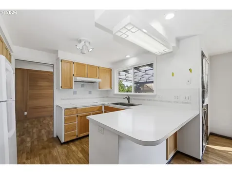 82281 Parvin Road Dexter OR 97431