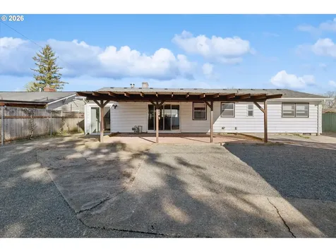 2137 SE 179th Avenue Portland OR 97233