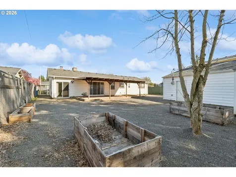 2137 SE 179th Avenue Portland OR 97233
