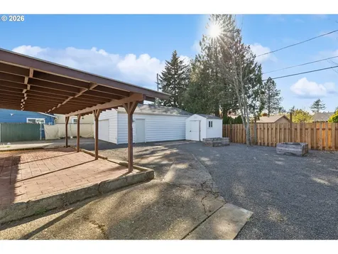 2137 SE 179th Avenue Portland OR 97233
