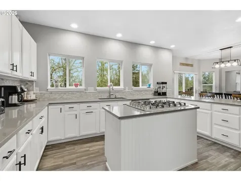 2728 Hallmark Lane Eugene OR 97405