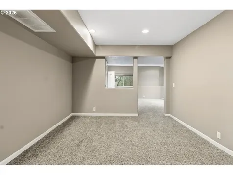2728 Hallmark Lane Eugene OR 97405