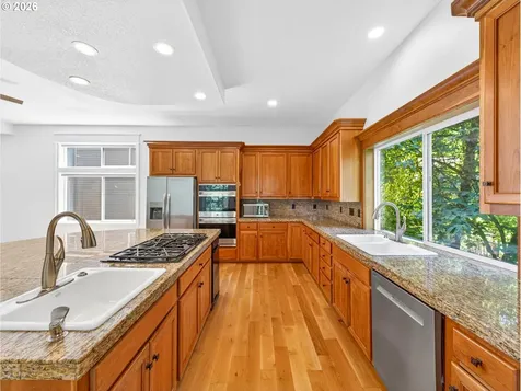 5128 Firwood Drive West Linn OR 97068