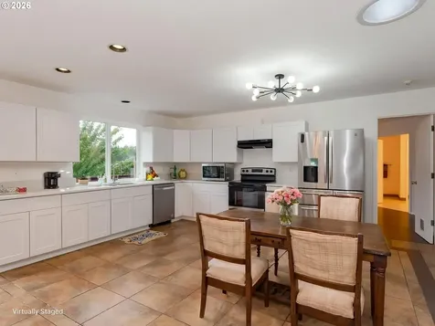 26423 S Beavercreek Road Beavercreek OR 97004