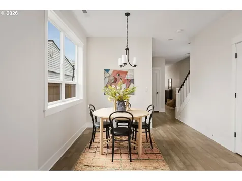 5807 SE Tolman Street Portland OR 97206