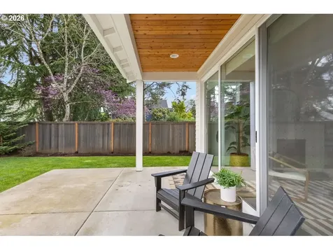 5807 SE Tolman Street Portland OR 97206