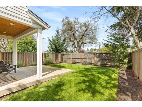 5807 SE Tolman Street Portland OR 97206