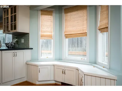 337 SW 27th Way Troutdale OR 97060