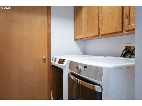 337 SW 27th Way Troutdale OR 97060