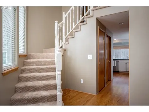 337 SW 27th Way Troutdale OR 97060