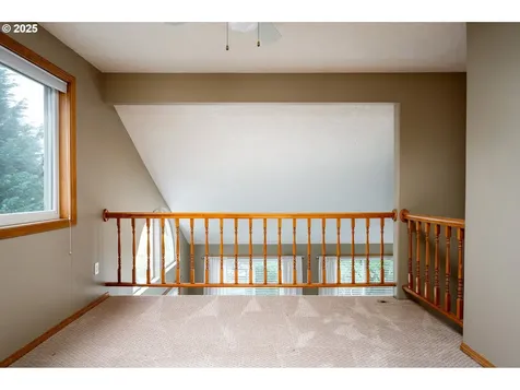 337 SW 27th Way Troutdale OR 97060