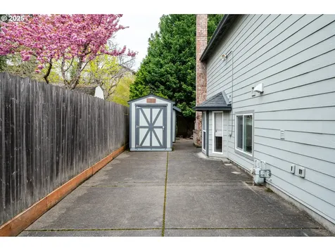 337 SW 27th Way Troutdale OR 97060