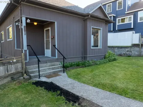 861 Fir Avenue Coos Bay OR 97420