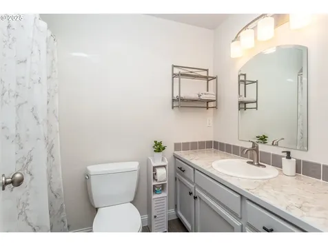 10054 SW Erie Court Tualatin OR 97062