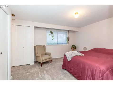 10054 SW Erie Court Tualatin OR 97062
