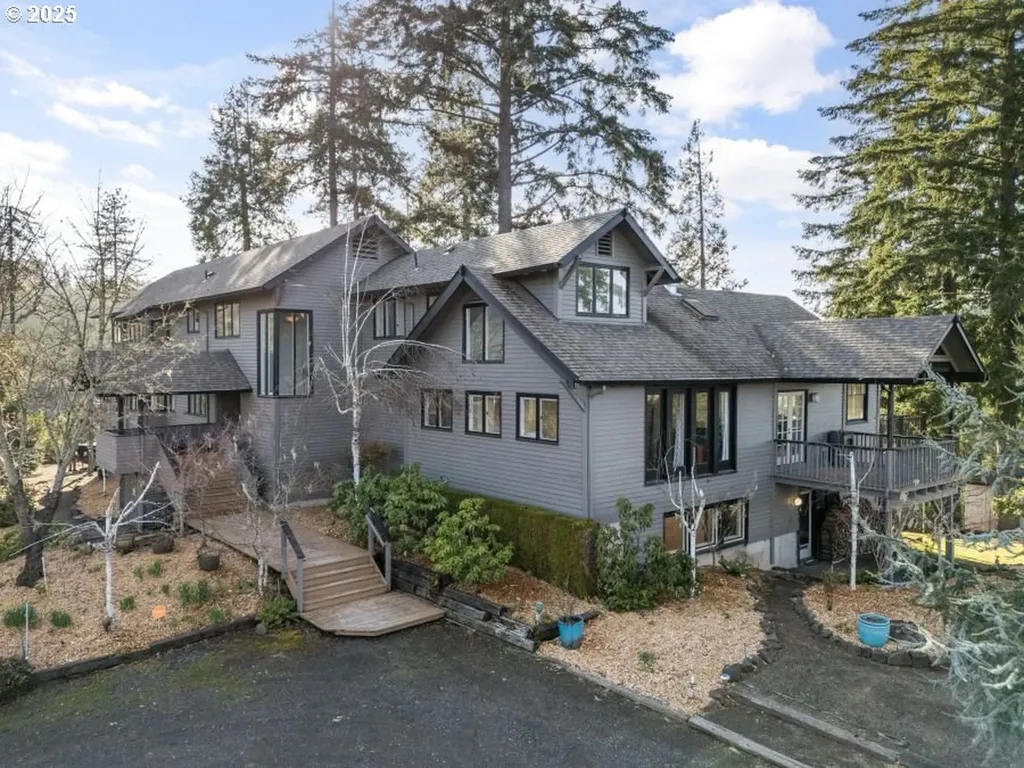 30930 Camas Swale Road Creswell OR 97426