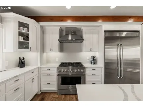 30930 Camas Swale Road Creswell OR 97426