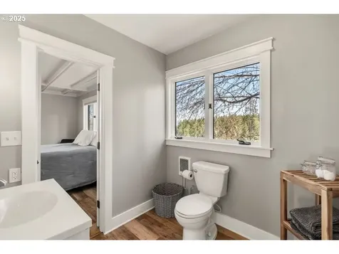 30930 Camas Swale Road Creswell OR 97426