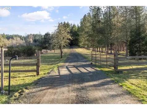 30930 Camas Swale Road Creswell OR 97426