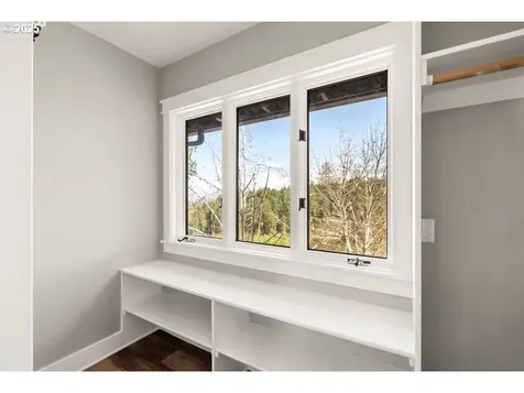 30930 Camas Swale Road Creswell OR 97426