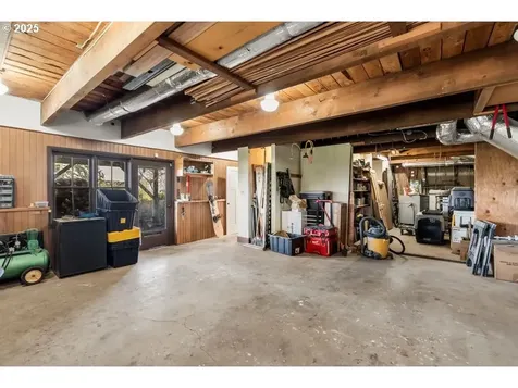 30930 Camas Swale Road Creswell OR 97426
