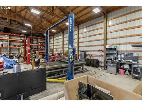 30930 Camas Swale Road Creswell OR 97426