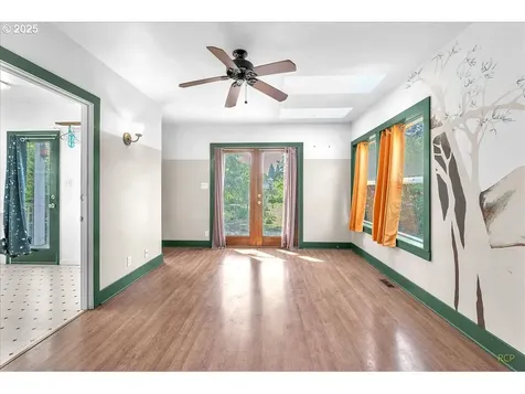 146 NE Jefferson Street Hillsboro OR 97124