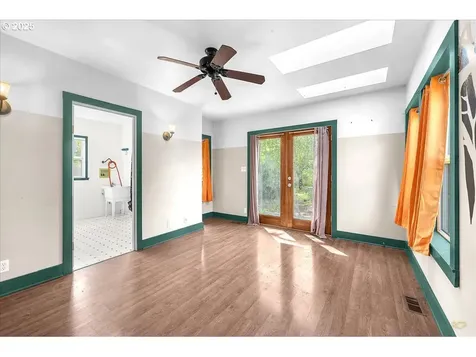 146 NE Jefferson Street Hillsboro OR 97124