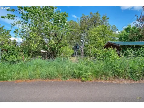146 NE Jefferson Street Hillsboro OR 97124