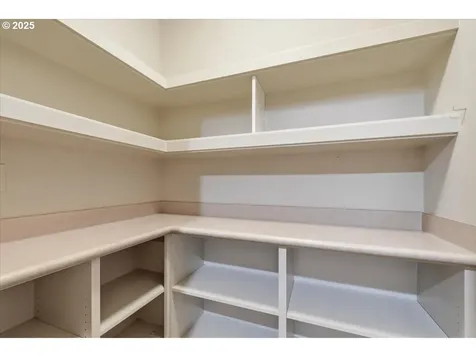 12604 NE 40th Avenue Vancouver WA 98686