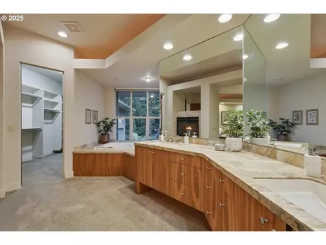 12604 NE 40th Avenue Vancouver WA 98686
