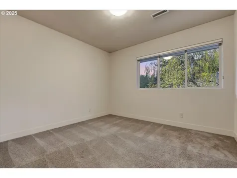 12604 NE 40th Avenue Vancouver WA 98686