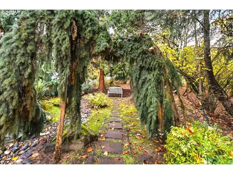 12604 NE 40th Avenue Vancouver WA 98686