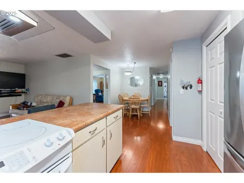 6896 SW 204th Avenue Beaverton OR 97078