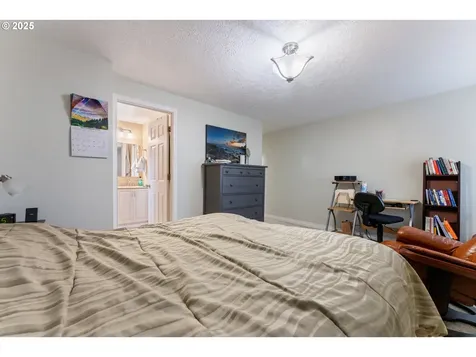 6896 SW 204th Avenue Beaverton OR 97078
