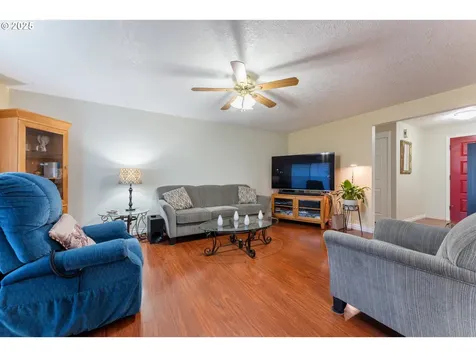 6896 SW 204th Avenue Beaverton OR 97078
