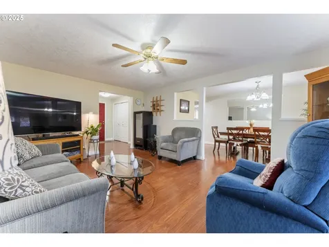 6896 SW 204th Avenue Beaverton OR 97078